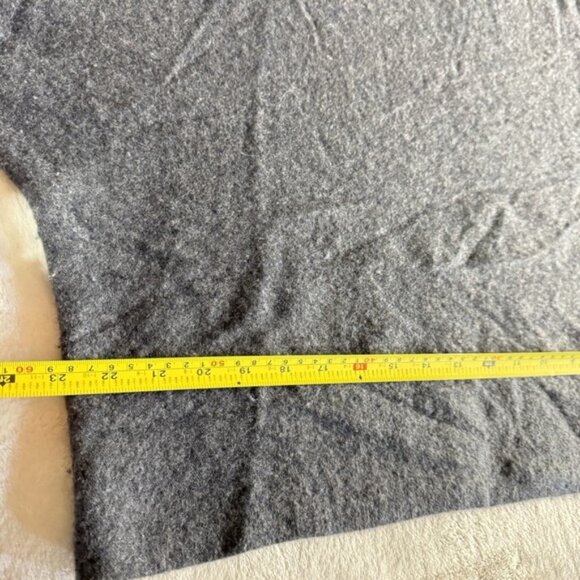 Vince Cashmere Boxy Weekend Long Sleeve V-Neck Cozy Luxury Gray Sweater X-Large - Picture 7 of 7